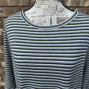 Agnes & DoraM Ribbed Lee Dress Black
Olive Grey